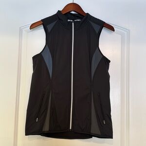 Jcrew insulated running vest size small. Brand new never worn